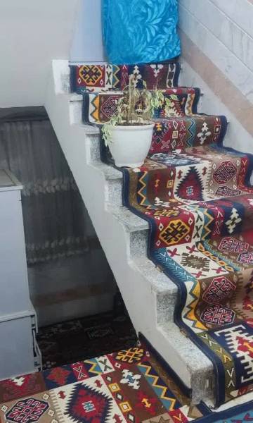                                             یک طبقه از منزل مسکونی ۶۴ متری
                                                                                آپارتمان
                                        در انسجام قم