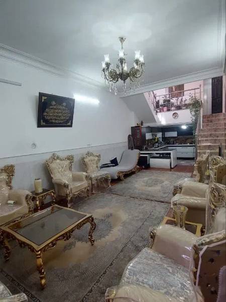                                             ویلایی ۸۸ متر دوبلکس
                                                                                منزل ویلایی
                                        در شهرک سازمان آب قم