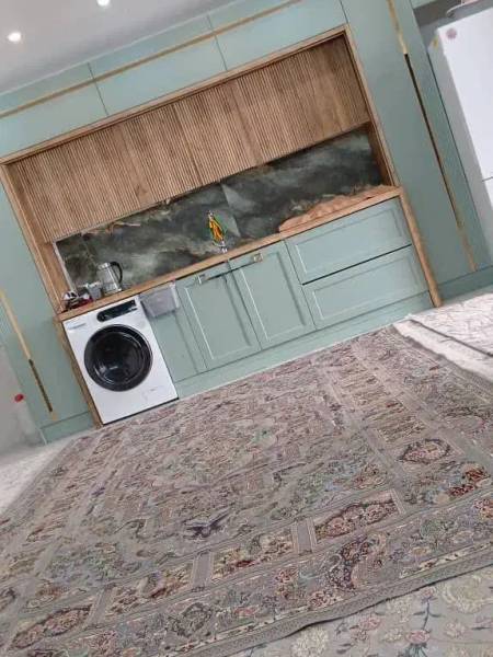                                             ویلایی هم کف نوساز
                                                                                منزل ویلایی
                                        در کیوانفر قم