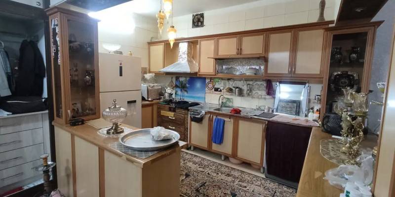 87مترویلایی شمالی دوطبقه ونیم سندششدانگ خ آل یاسین