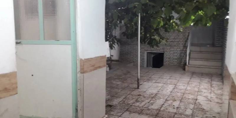                                             منزل ویلایی در شاه ابراهیم
                                                                                منزل ویلایی
                                        در شاه ابراهیم قم