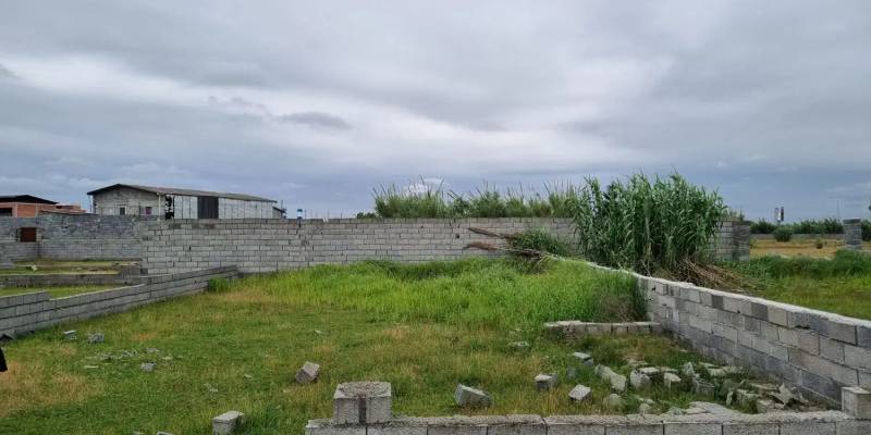                                             فروش زمین در بابلسر کنار هتل میزبان
                                                                                زمین و باغ
                                        در  بابلسر