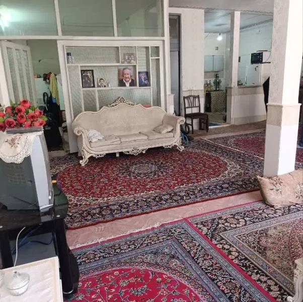 خیام جنوبی_۱۳۸متر_۲طبقه_۸ متر بر ملک