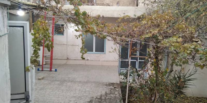 320متر همکف  3واحد مجزا  و قابل سکونت 3خانوار