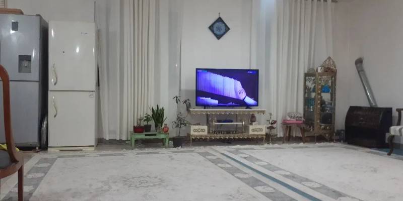                                             شهر جدید امبرکبیر ملک مستقل کامل
                                                                                منزل ویلایی
                                        در دانش قم