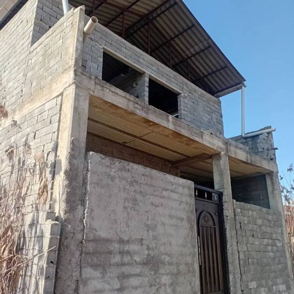 ویلایی دوبلکس نیمه کاره