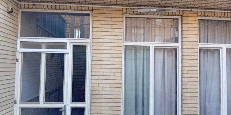                                             خونه ویلایی
                                                                                منزل ویلایی
                                        در شهرک امام حسن قم