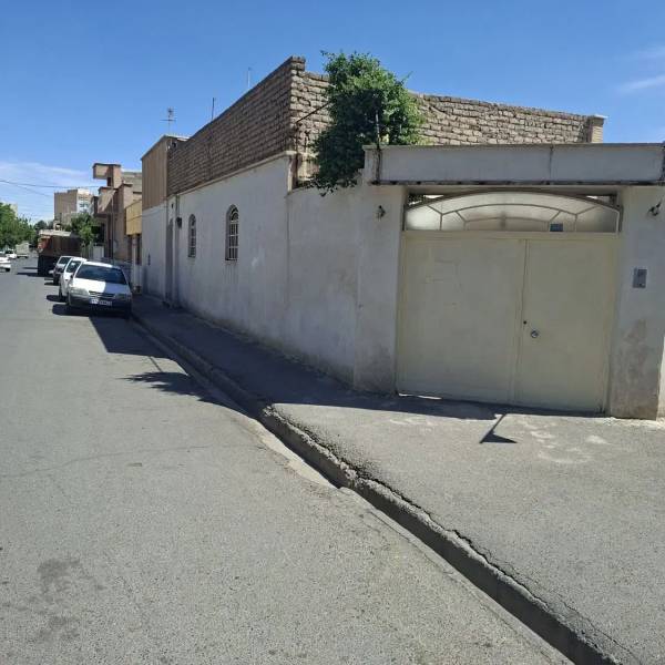 ملک ویلایی همکف