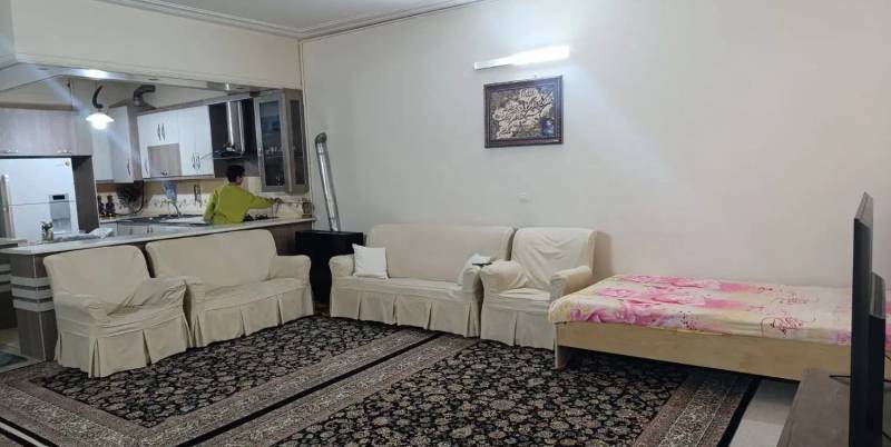                                             یک باب خانه زیر زمین خوش ساخت
                                                                                منزل ویلایی
                                        در زنبیل آباد قم