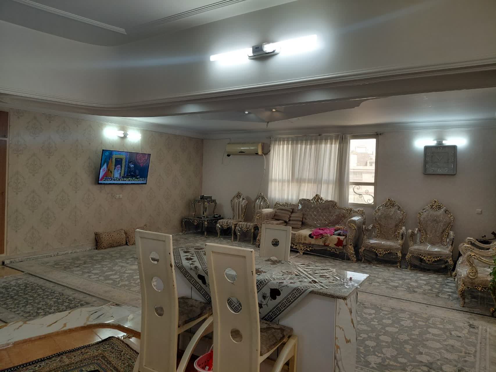                                         آپارتمان
                                        در محمود نژاد ( بلوار) قم