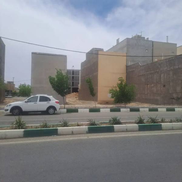                                             زمین جنوبی تجاری مسکونی برخیابان ۳۰متری
                                                                                زمین و باغ
                                        در کلهری قم