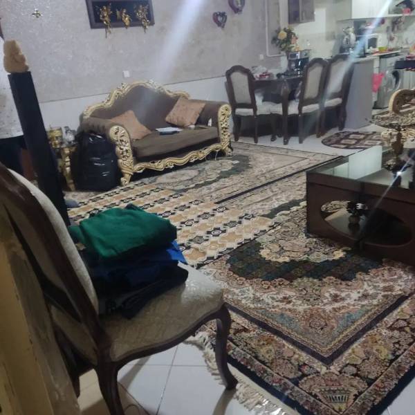                                             آپارتمان 63 متر سند 6 دانگ هفت تیر
                                                                                آپارتمان
                                        در حاج زینل قم