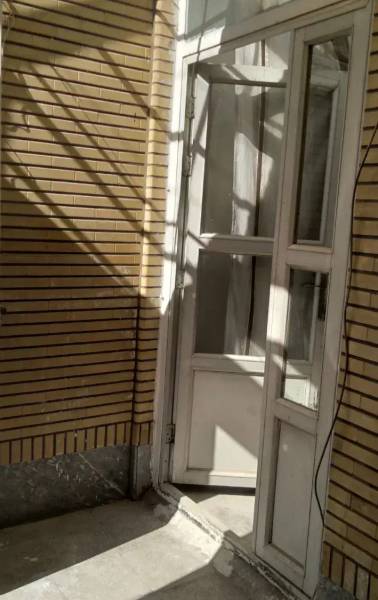                                             خونه نقلی
                                                                                منزل ویلایی
                                        در شهرک امام حسن قم