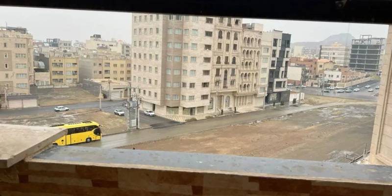                                             ۱۳۰ متری شهرک قدس_ دو خواب
                                                                                آپارتمان
                                        در شهرک قدس قم
