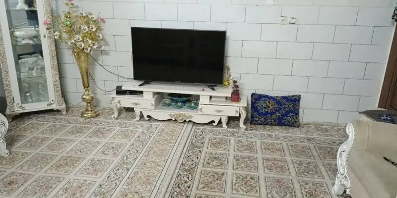                                             فروشی
                                                                                منزل ویلایی
                                        در شهرک امام حسین قم