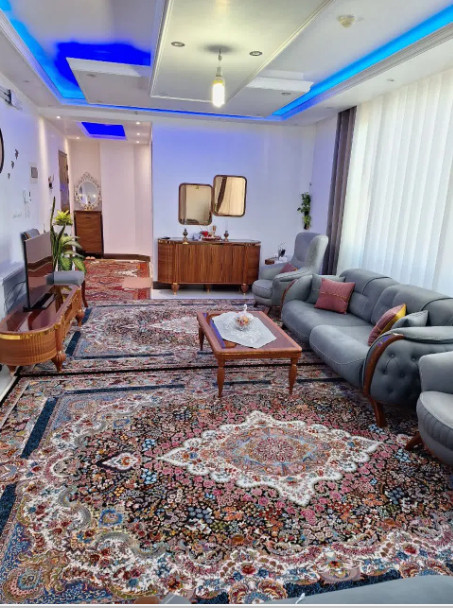                                             90 متر تک واحدی 3 بر
                                                                                آپارتمان
                                        در میرزائیه(جمهوری ک 50) قم