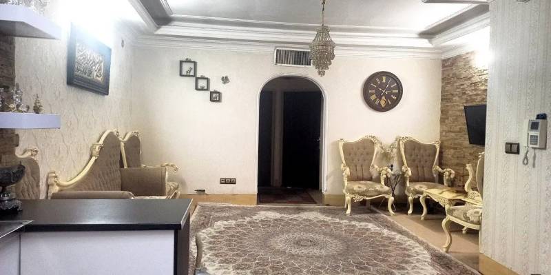                                             فروش آپارتمان
                                                                                آپارتمان
                                        در سراجه (۱۵ خرداد) قم