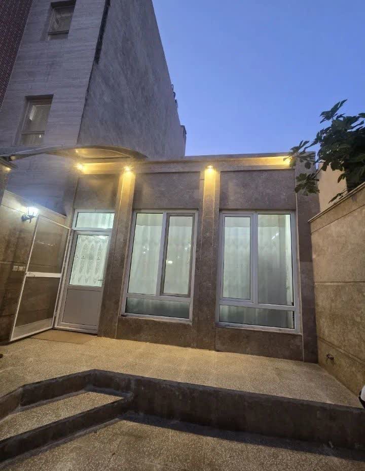                                             خانه ویلایی 108 متری
                                                                                منزل ویلایی
                                        در جمهوری اسلامی (بلوار) قم