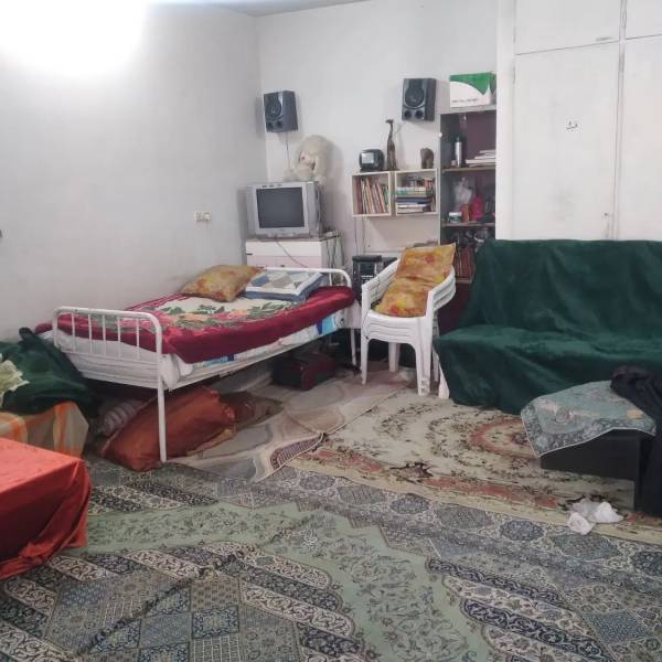                                             سوییت ۴۵ متری بر اتوبان امام علی ع
                                                                                آپارتمان
                                        در شهرک امام حسن قم