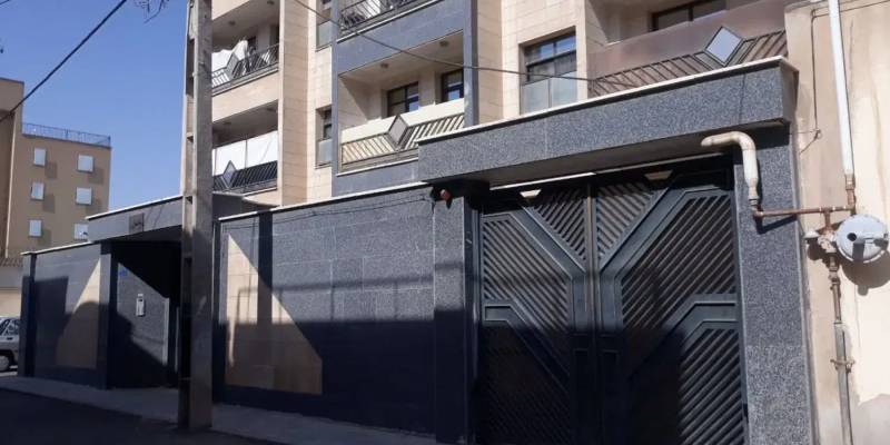                                             آپارتمان ۱۰۰ متری دو خواب پیام نور
                                                                                آپارتمان
                                        در عمار یاسر قم