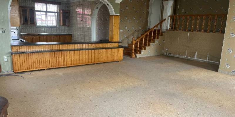                                             خانه ویلایی با زمین 400 متری در خیابان امام بابلسر
                                                                                منزل ویلایی
                                        در  بابلسر
