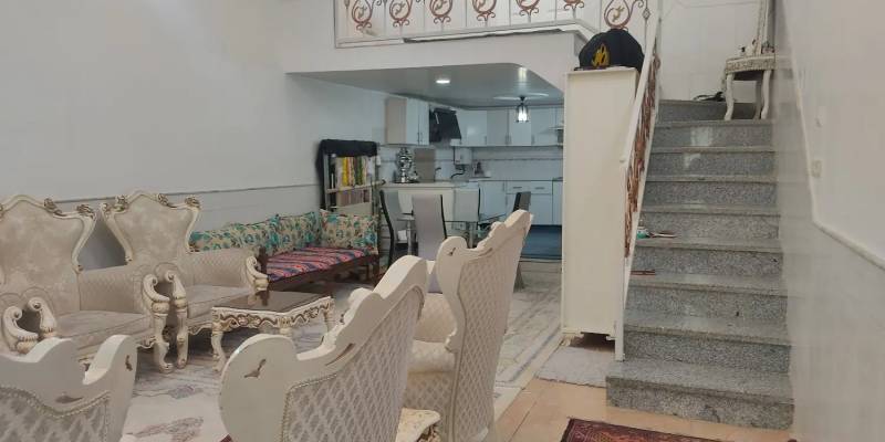                                             ویلایی دوبلکس پر نور در بنیاد
                                                                                منزل ویلایی
                                        در بنیاد قم