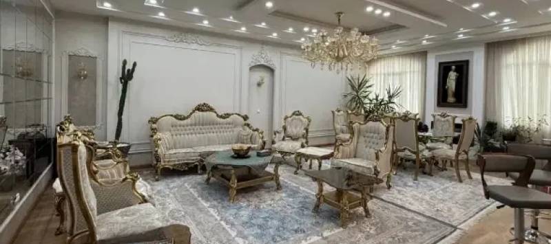                                             آپارتمان سه طبقه تک واحدی یکجا نزدیک بر زنبیل آباد
                                                                                آپارتمان
                                        در زنبیل آباد قم