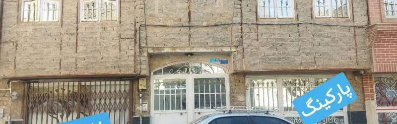                                             مسکونی ویلایی
                                                                                منزل ویلایی
                                        در شهرک امام حسین قم