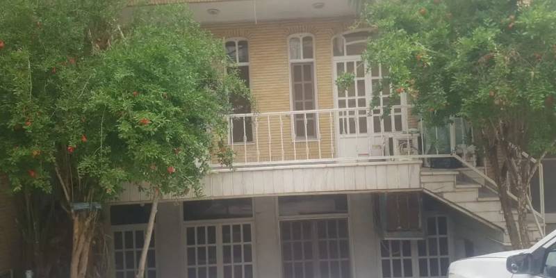                                             خانه ویلایی بلوار آزادگان
                                                                                منزل ویلایی
                                        در آزادگان قم