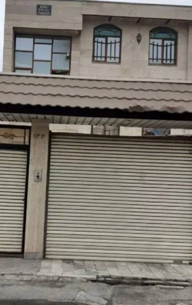                                             خانه ویلایی
                                                                                منزل ویلایی
                                        در باجک دو قم