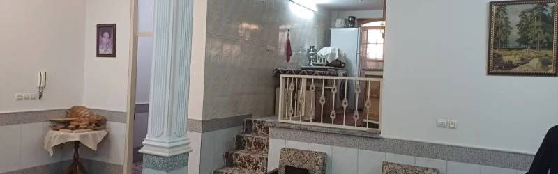 ویلایی_ دو طبقه و نیم _ ۶ دانگ _ ۷ متر بر _ تمیز