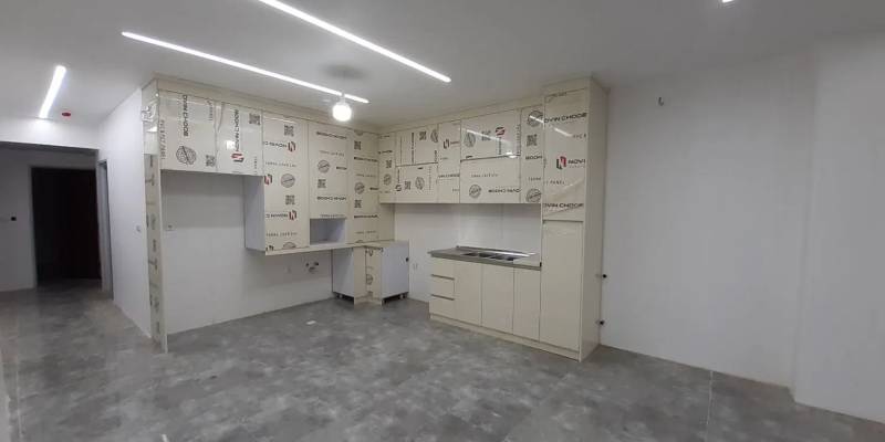                                             بلوار حکیم، نوساز تکواحدی
                                                                                آپارتمان
                                        در باغ کرباسی قم