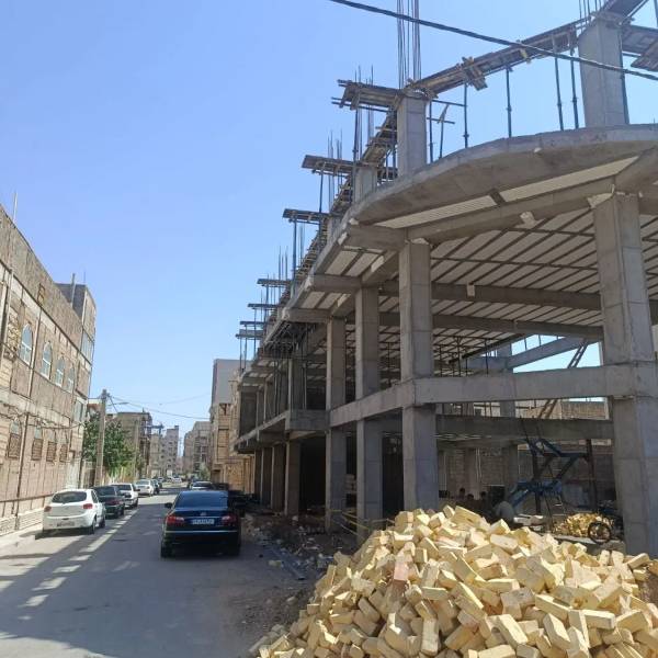                                             آپارتمان ۱۰۰ متری همت گلشن انارستان نبش کوچه
                                                                                آپارتمان
                                        در شهرک فاطمیه قم