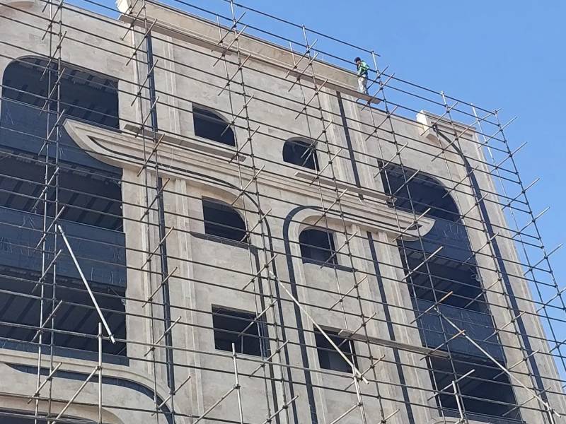                                             واحد نوساز 115 متری  بر شاه ابادی
                                                                                آپارتمان
                                        در زنبیل آباد قم
