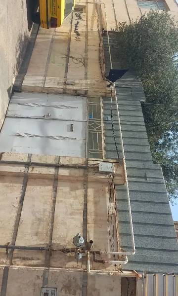                                             150 متر ویلایی ۲طبقه ۶دانگ
                                                                                منزل ویلایی
                                        در طلاب غیر ایرانی قم