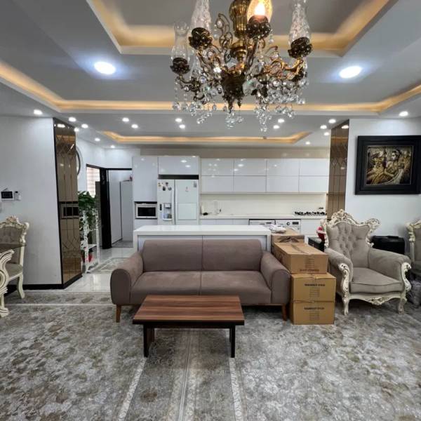                                             آپارتمان 102 متری دو خواب خیابان سعدی
                                                                                آپارتمان
                                        در سراجه (۱۵ خرداد) قم