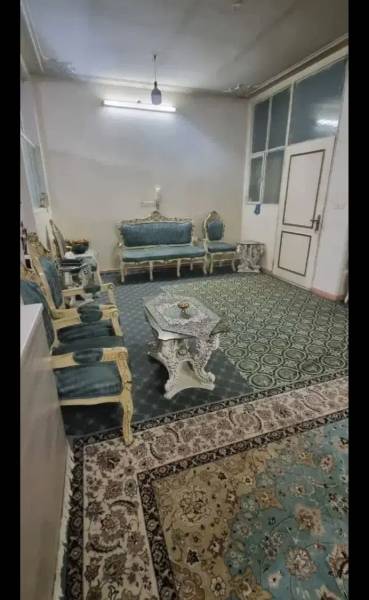                                             منزل ویلایی ۱۶۰ متری
                                                                                منزل ویلایی
                                        در شهرک امام حسین قم