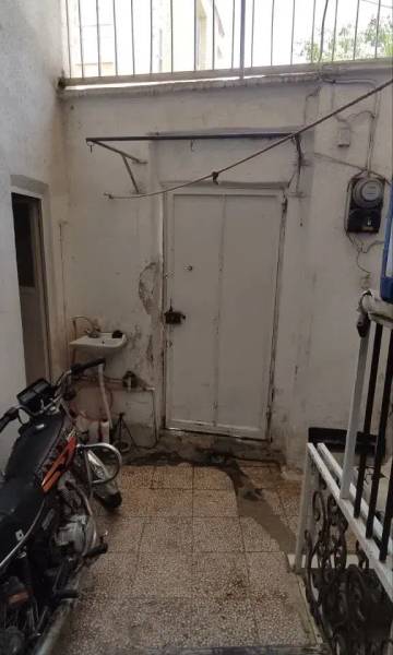                                             سوئیت دو طبقه ۲۶ متر
                                                                                منزل ویلایی
                                        در دروازه ری قم