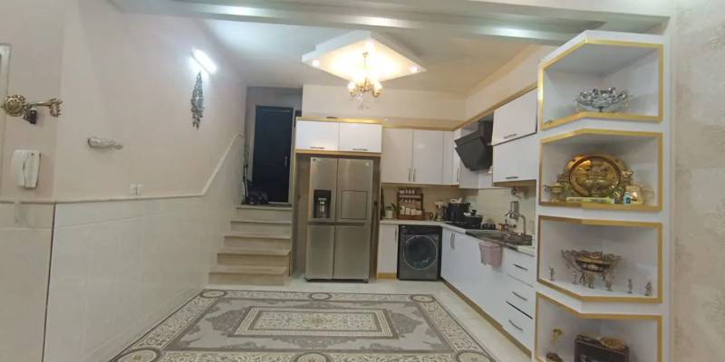                                             ویلای سند شیش دانگ
                                                                                منزل ویلایی
                                        در شهرک مهدیه (مدرس) قم
