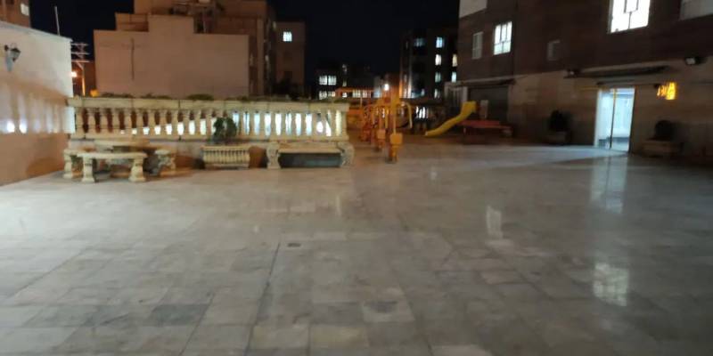                                             ۹۰متر_ ۲خواب_ سند تک‌برگ شخصی_ سازه برند منطقه
                                                                                آپارتمان
                                        در زنبیل آباد قم