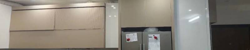                                             واحد اپارتمان 135متری سه خوابه
                                                                                آپارتمان
                                        در باغ کرباسی قم