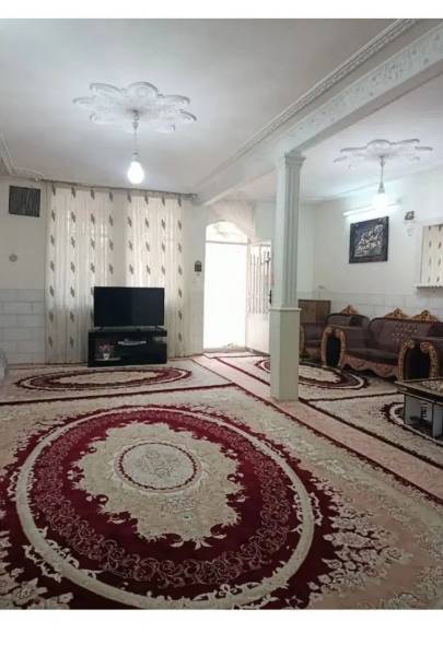                                             خانه ویلایی ۳ واحدی
                                                                                منزل ویلایی
                                        در تولید دارو و یخچال قم