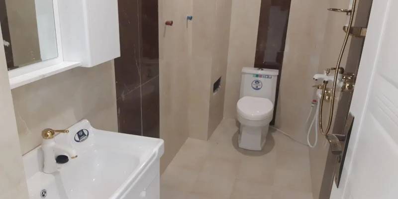 4واحد مسکونی با مغازه