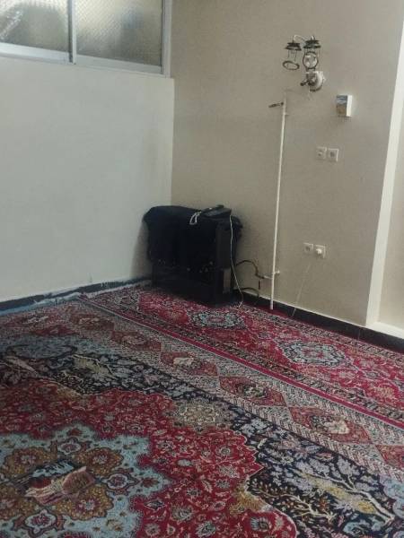                                             فروش خانه
                                                                                منزل ویلایی
                                        در حاج زینل قم