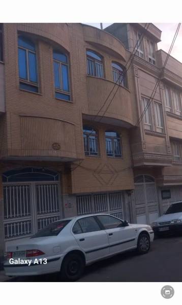                                             120 متر منزل 3طبقه جمهوری انصا رالمهدی تک برگ
                                                                                منزل ویلایی
                                        در باغ شریفی قم