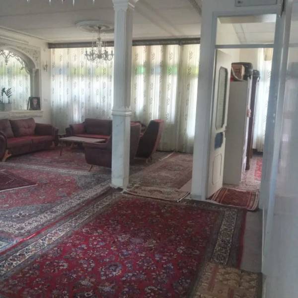                                             منزل مسکونی ۳ بر باجک ۲
                                                                                منزل ویلایی
                                        در باجک دو قم