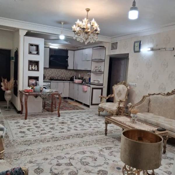 فروش آپارتمان 97متری مجتمع مسکونی انارستان