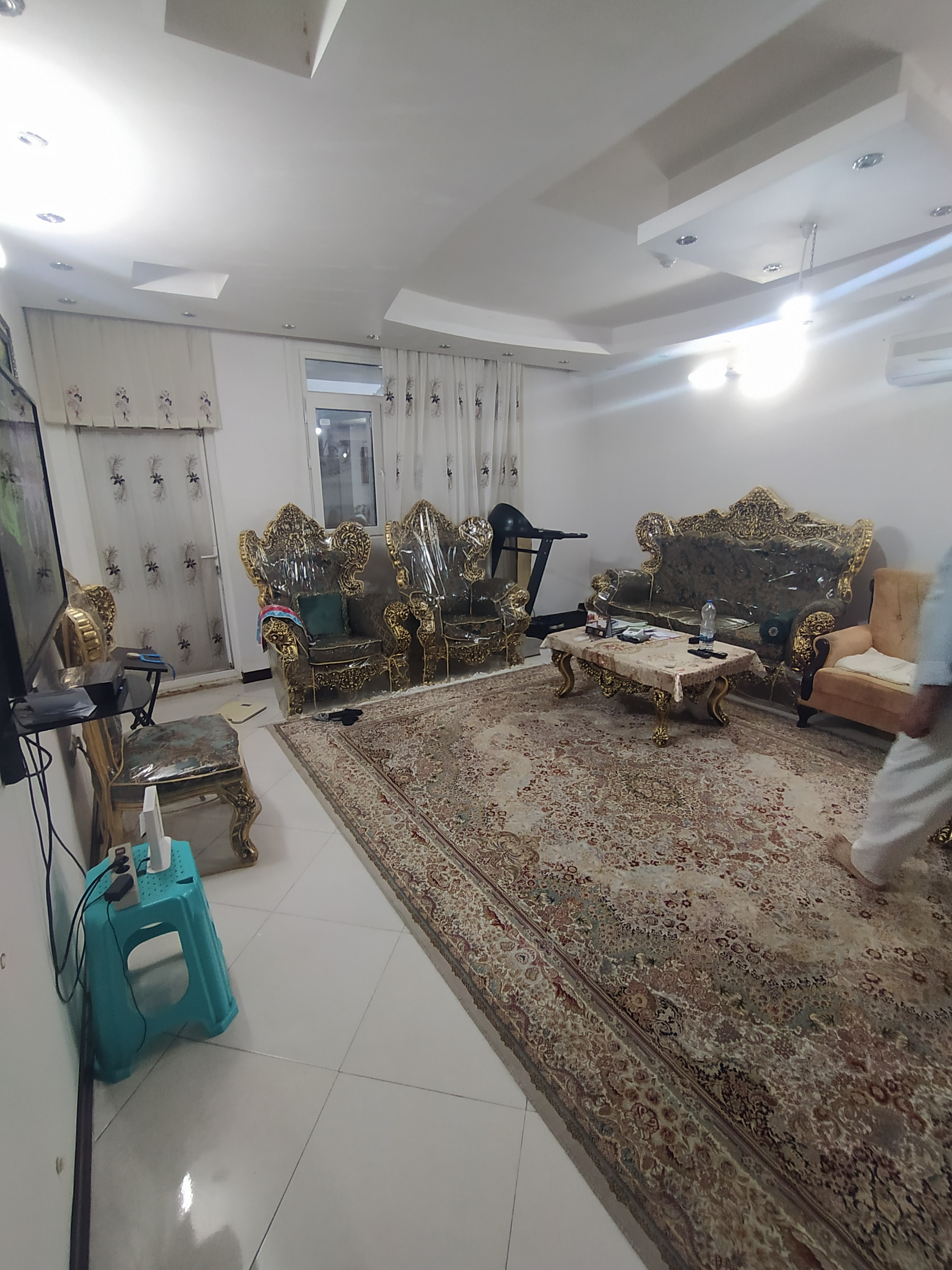                                             واحد 130 متری 2 واحدی تاپ لوکیشن (زنبیل آباد)
                                                                                آپارتمان
                                        در  قم