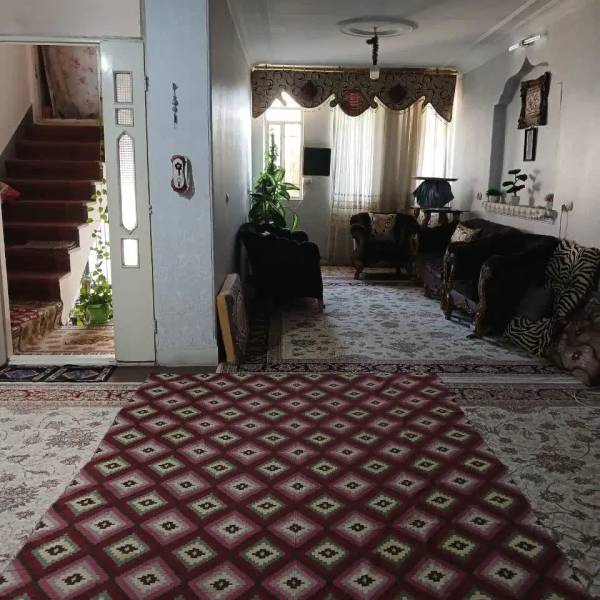                                             خانه ۱۲۰ متری فروشی
                                                                                منزل ویلایی
                                        در نیروگاه قم