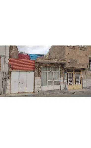 خانه به متراژ ۱۲۰زیر بنا ۱۴۰